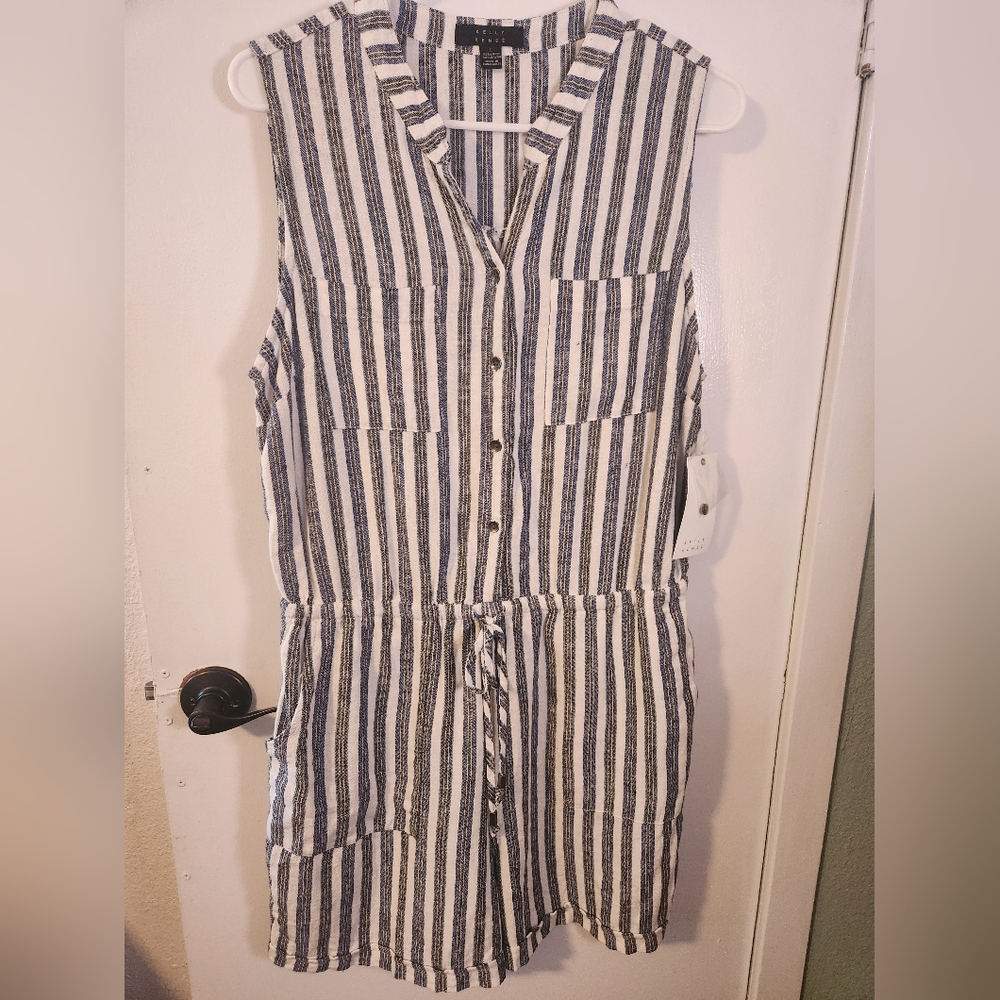 NWT- Kelly Renee Striped Sleeveless Button-Down Shorts Jumper Size Lg